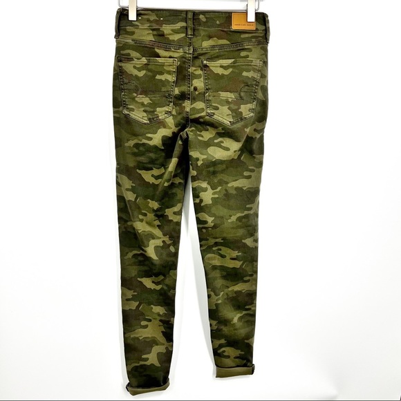 American Eagle Hi Rise Jegging Crop Pants Camo Green Size 2 Long - Picture 2 of 5